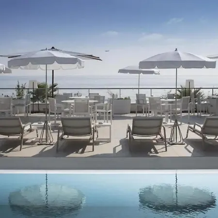 Cote D'Azur Joli Studio 50M Plage, Climatisation , Parking. Villeneuve-Loubet Exterior photo